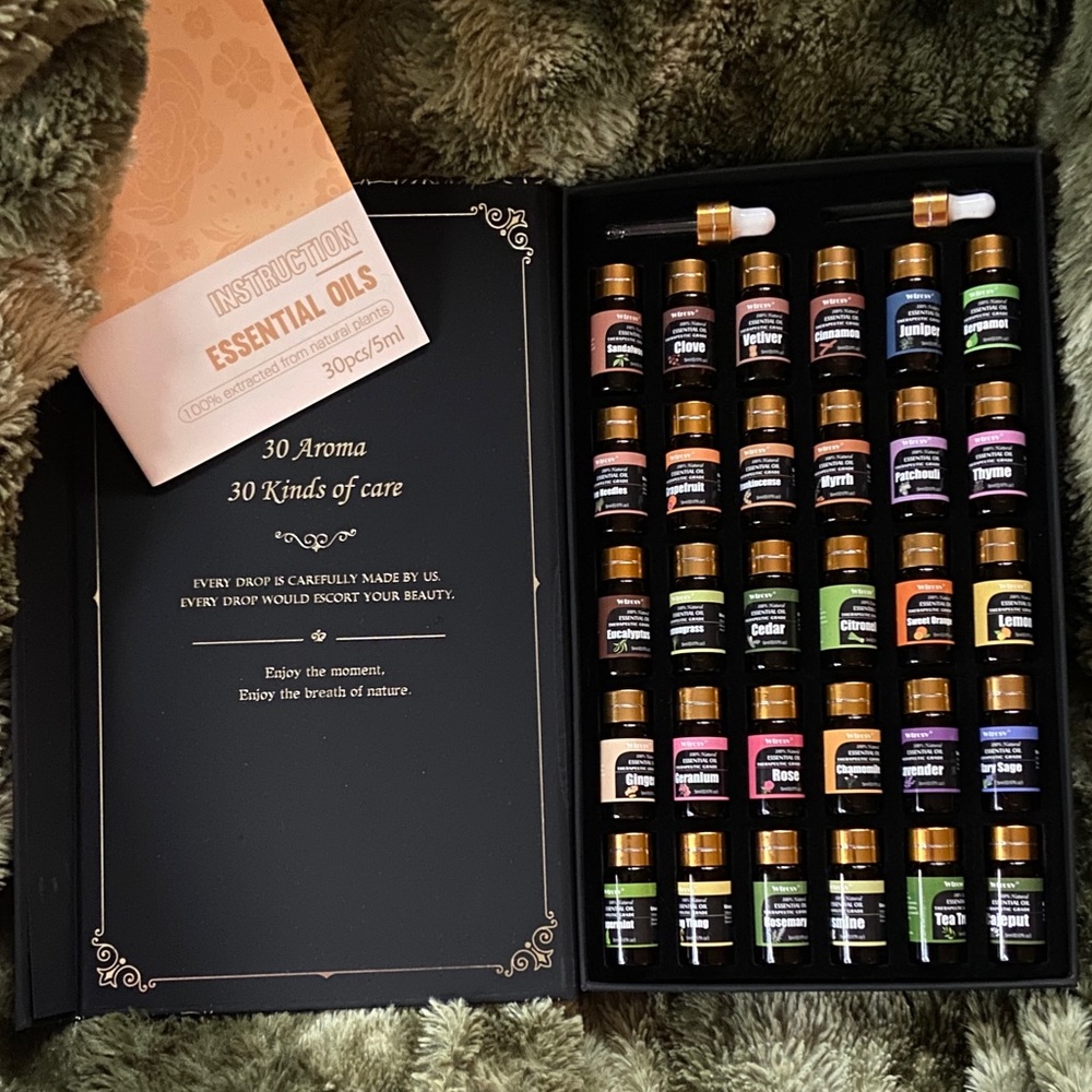 Essential Oils Gift Box 30pcs- 5ml - New/Sealed